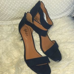 Ladies Blue Heels